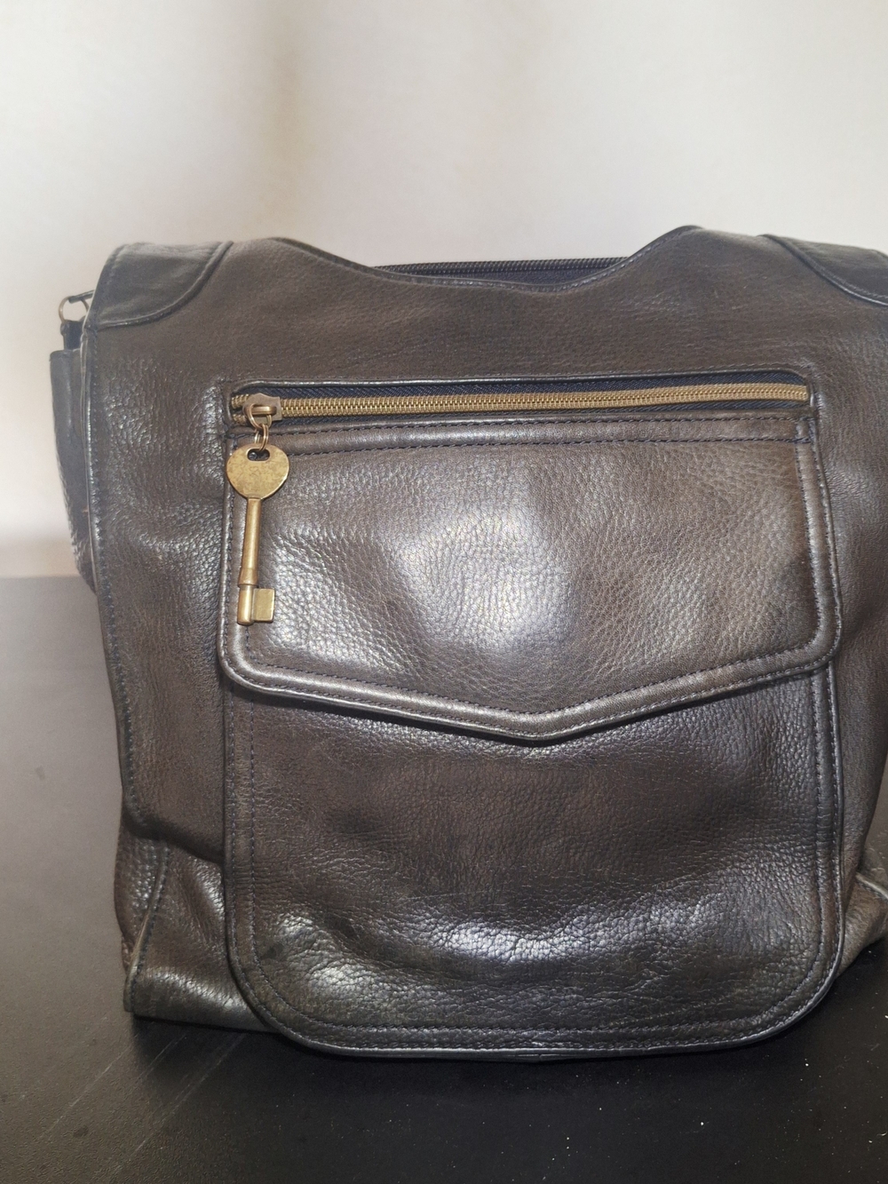 FOSSIL Leather Men's / Women's Crossbody Bag in Dark Brown